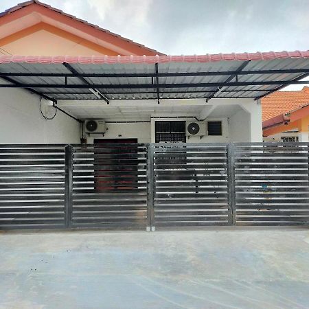D'Port Dicksonmuslimonly Homestay Dış mekan fotoğraf